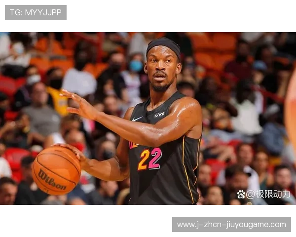 NBA热火巴特勒强硬突破造成杀伤扭转局势